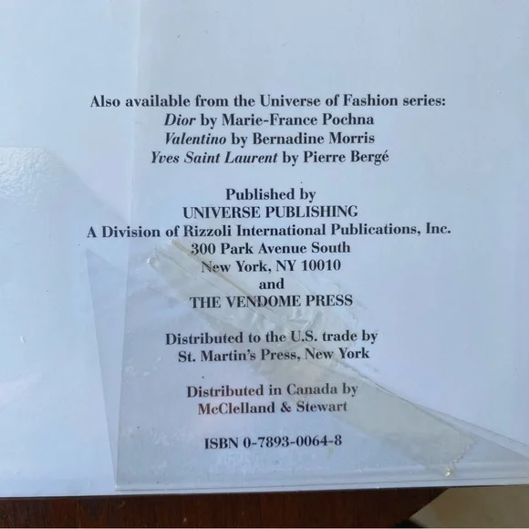 Chanel Universe of Fashion Book EUC - Picture 12 of 13